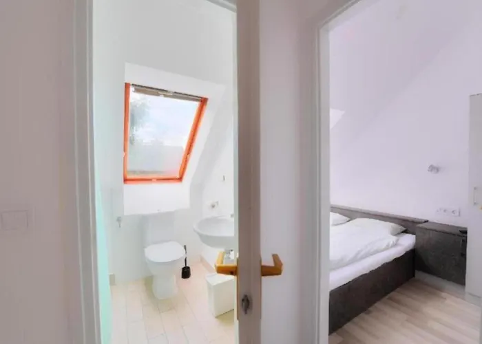 Oliver בלטונללה