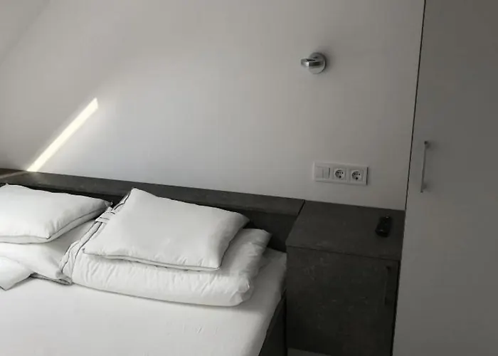 בית הארחה Oliver בלטונללה